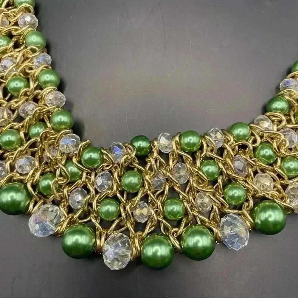 VGT Skyline Collection Gold-tone Emerald Green Crystal Beaded Necklace Bracelet